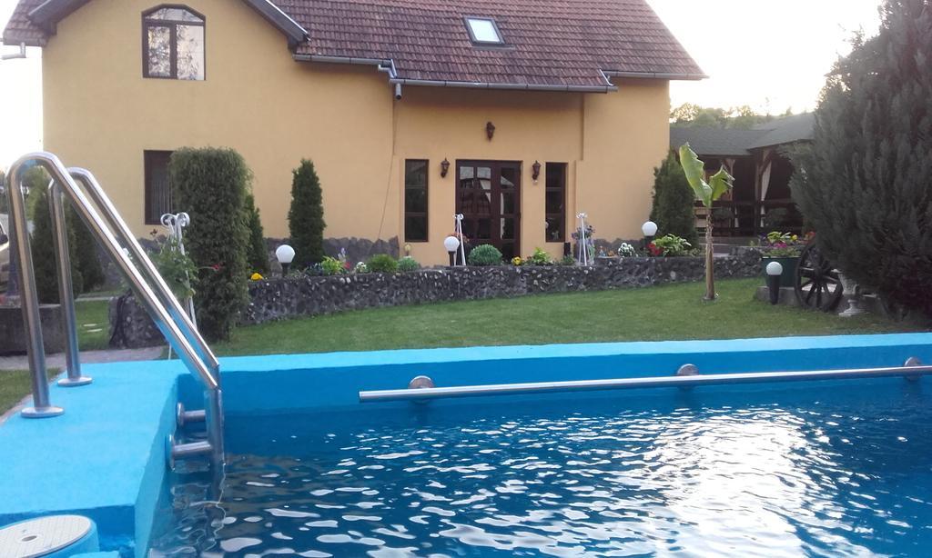 Casa De Vacanta Silvia Vărmaga 외부 사진